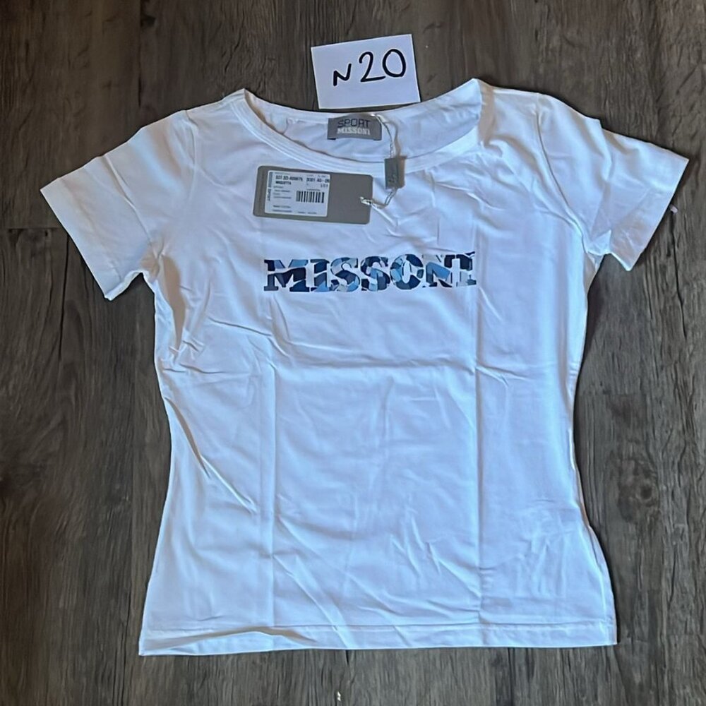 COPY - MISSONI T-shirt size 40 Italy , 4 Us made in Italy ( Number 20)